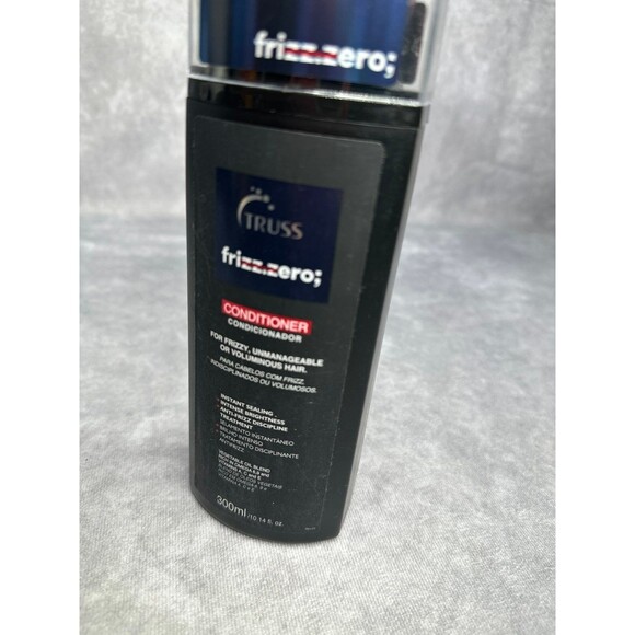 TRUSS Frizz zero conditioner retail 40$ - Picture 4 of 4